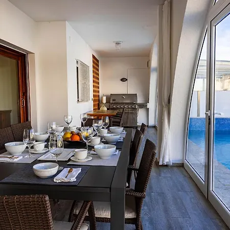 Rnet - Piscina Port Primer Villa
