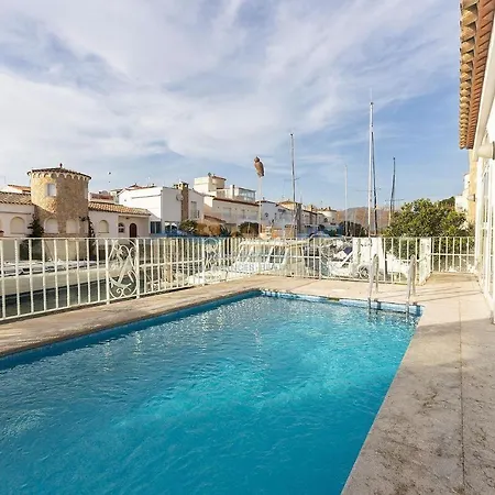 Rnet - Piscina Port Primer